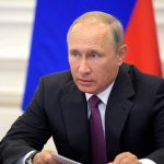 Путин поручил продлить программу льготной ипотеки для новостроек до середины 2021 года